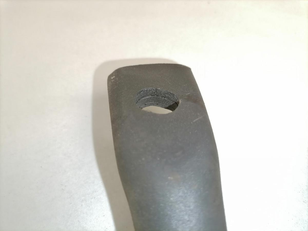 Volvo Kabiini sisenemise käepide 21506182 - Универсална част за Камион: снимка 3 Volvo Kabiini sisenemise käepide 21506182 - Универсална част за Камион: снимка 3