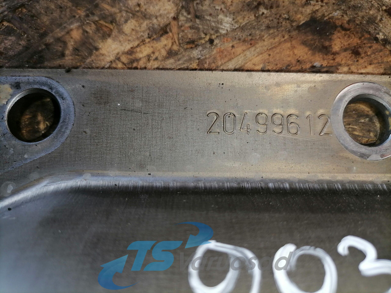 Volvo Ladder frame 20499612 - Маслена вана за Камион: снимка 4 Volvo Ladder frame 20499612 - Маслена вана за Камион: снимка 4