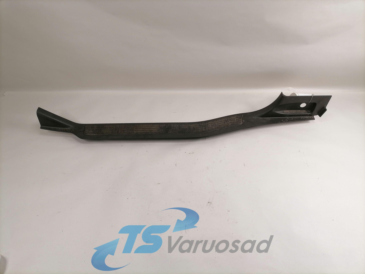 Volvo Lävepaku kate 82212693 - Универсална част за Камион: снимка 1 Volvo Lävepaku kate 82212693 - Универсална част за Камион: снимка 1