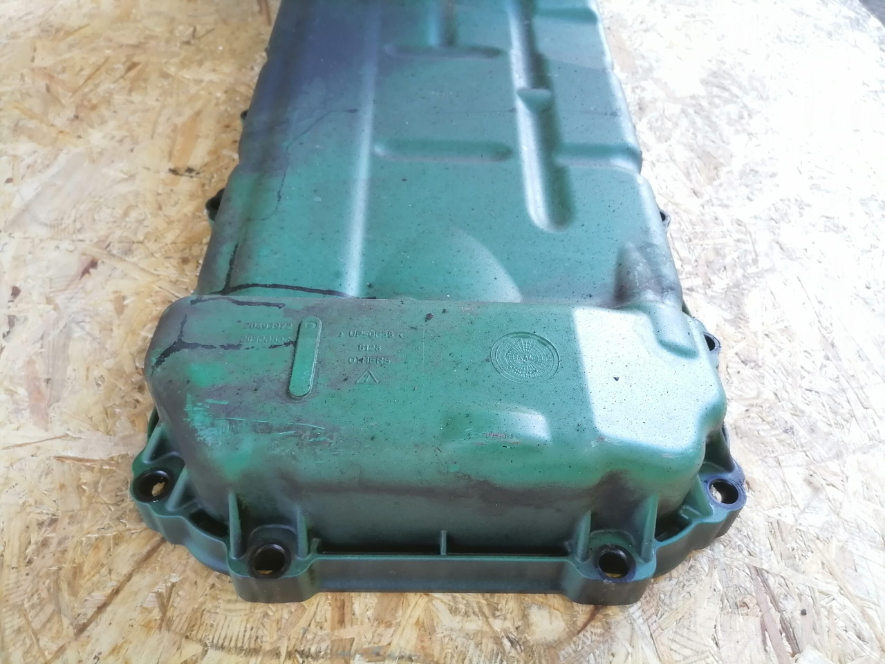 Volvo Oil sump 20493972 - Маслена вана за Камион: снимка 3 Volvo Oil sump 20493972 - Маслена вана за Камион: снимка 3