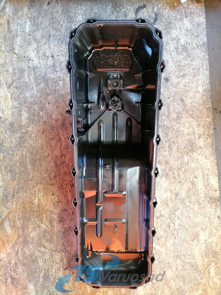 Volvo Oil sump 20493972 - Маслена вана за Камион: снимка 3 Volvo Oil sump 20493972 - Маслена вана за Камион: снимка 3