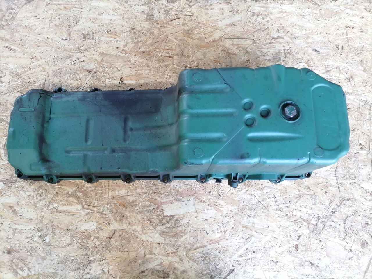 Volvo Oil sump 20493972 - Маслена вана за Камион: снимка 2 Volvo Oil sump 20493972 - Маслена вана за Камион: снимка 2