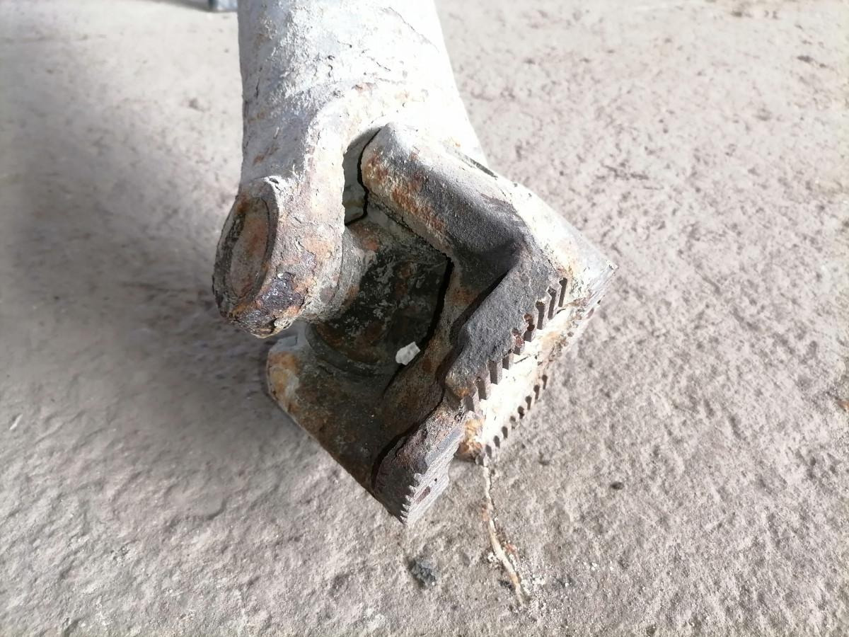 Volvo Propeller shaft 20735088 - Карданні вали за Камион: снимка 3 Volvo Propeller shaft 20735088 - Карданні вали за Камион: снимка 3