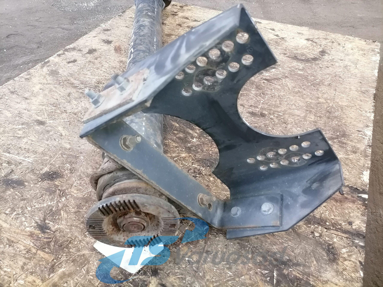 Volvo Propeller shaft 20821623 - Карданні вали за Камион: снимка 3 Volvo Propeller shaft 20821623 - Карданні вали за Камион: снимка 3
