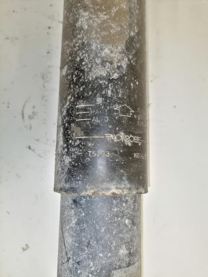 Volvo Rear axel shock absorber 20766063 - Амортизатор за Камион: снимка 4 Volvo Rear axel shock absorber 20766063 - Амортизатор за Камион: снимка 4