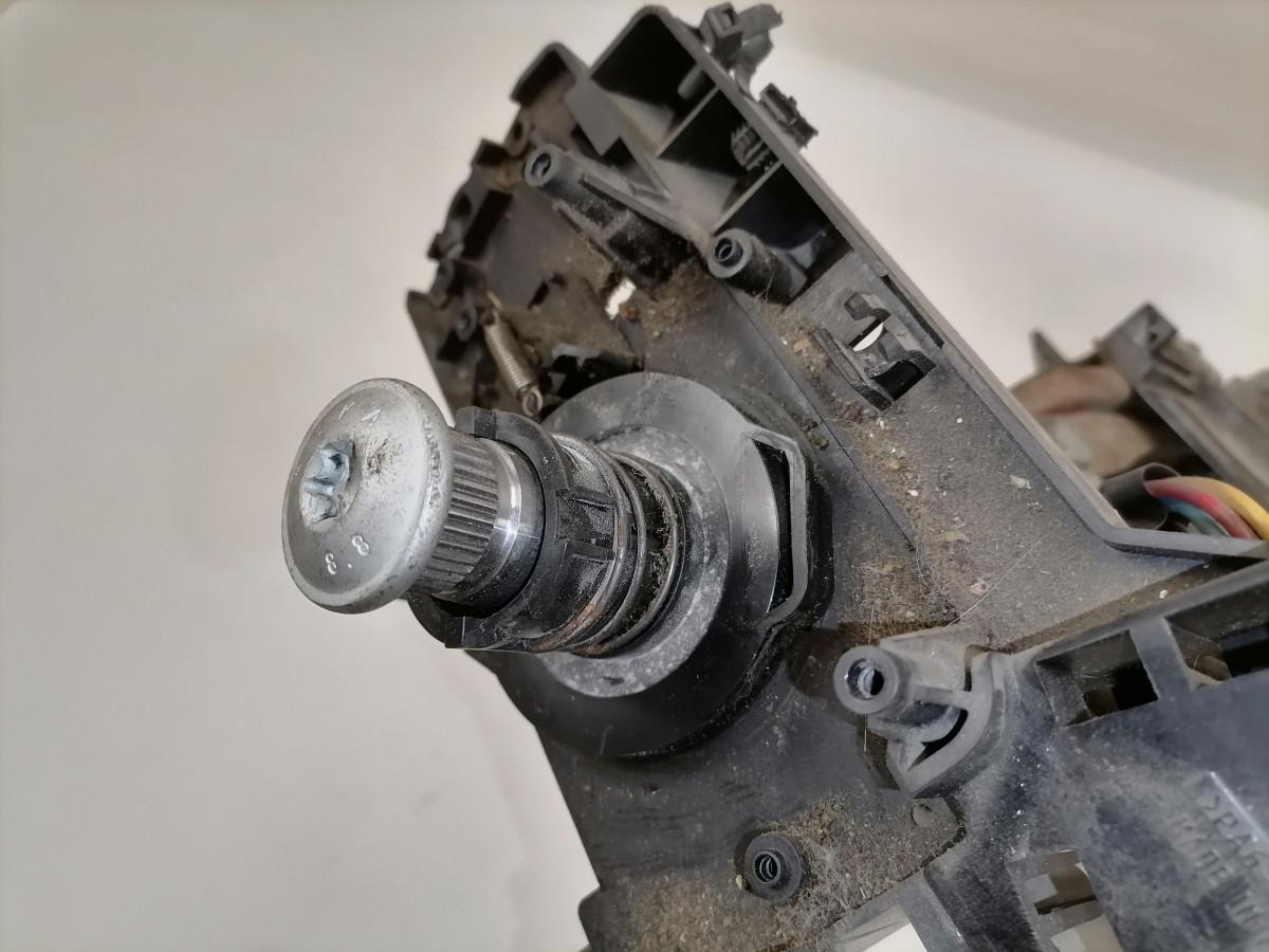 Volvo Roolisammas 20812322 - Кормилна колона за Камион: снимка 4 Volvo Roolisammas 20812322 - Кормилна колона за Камион: снимка 4