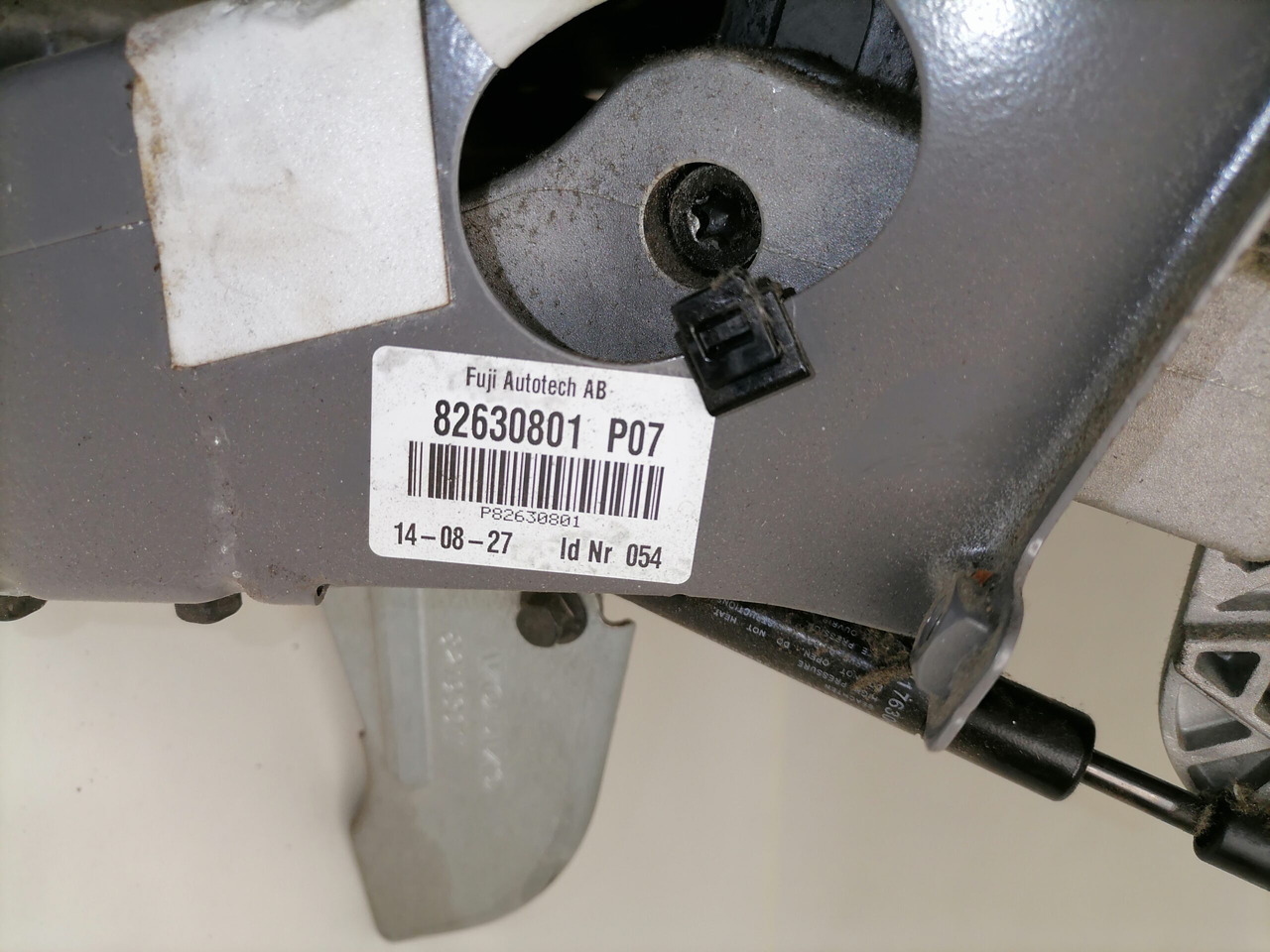 Volvo Roolisammas 82630801 - Кормилна колона за Камион: снимка 5 Volvo Roolisammas 82630801 - Кормилна колона за Камион: снимка 5
