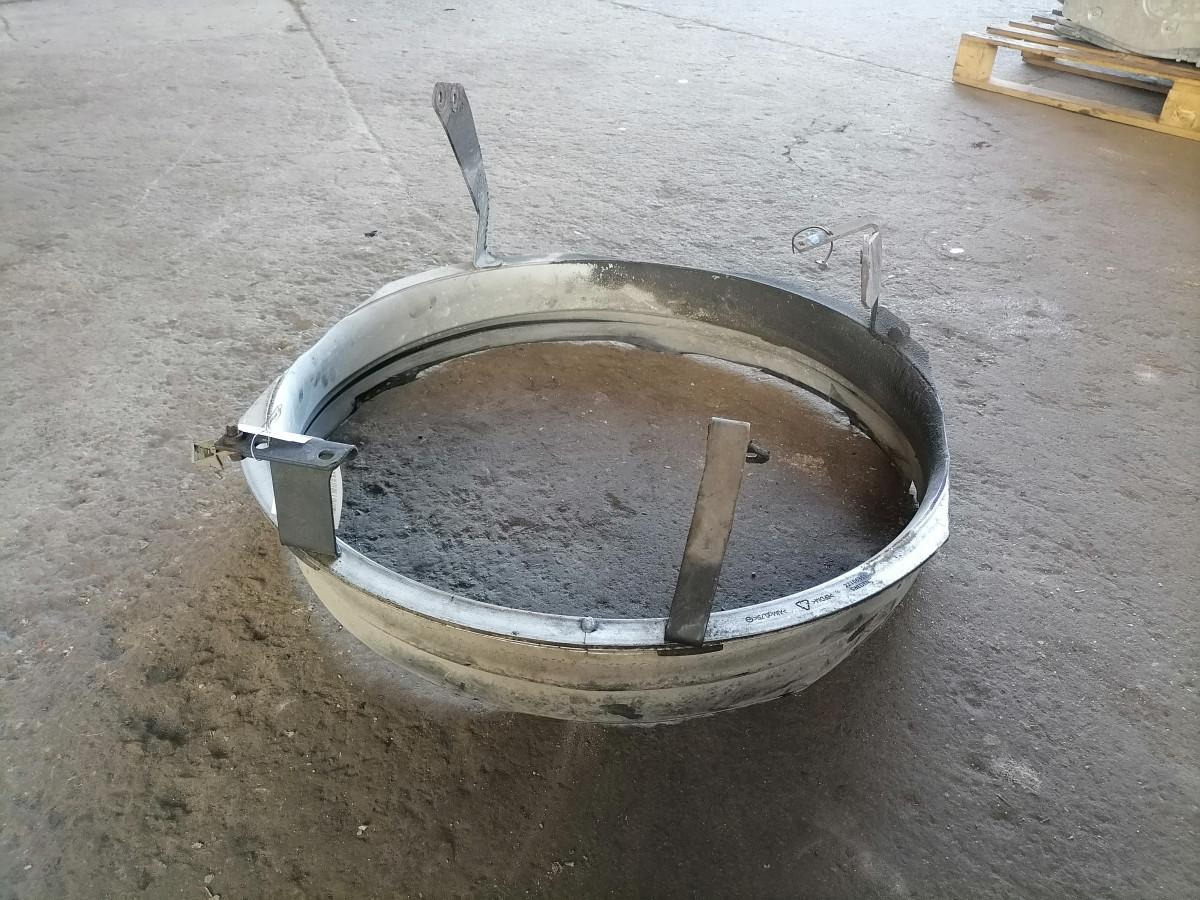 Volvo Ventilaatori metallrõngas 22106351 - Радиатор за Камион: снимка 3 Volvo Ventilaatori metallrõngas 22106351 - Радиатор за Камион: снимка 3