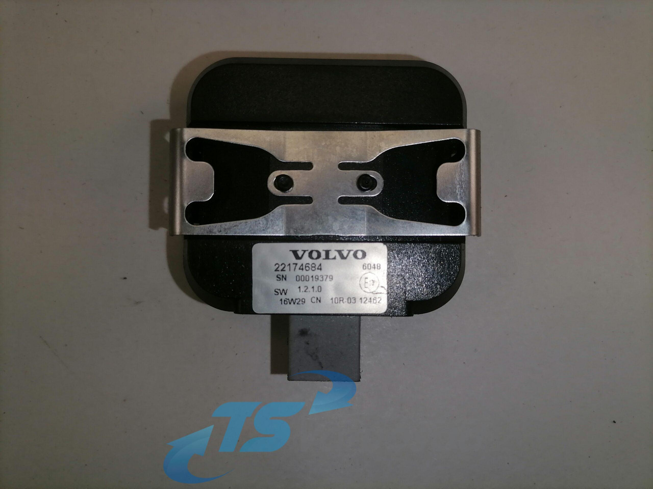 Volvo Vihmasensor 22174684 - Блок за управление за Камион: снимка 3 Volvo Vihmasensor 22174684 - Блок за управление за Камион: снимка 3