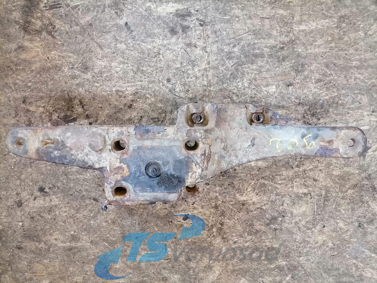 Volvo Volvo drive axle / axle mounting / airbag carrier 20428752 - Ос и части за Камион: снимка 4 Volvo Volvo drive axle / axle mounting / airbag carrier 20428752 - Ос и части за Камион: снимка 4