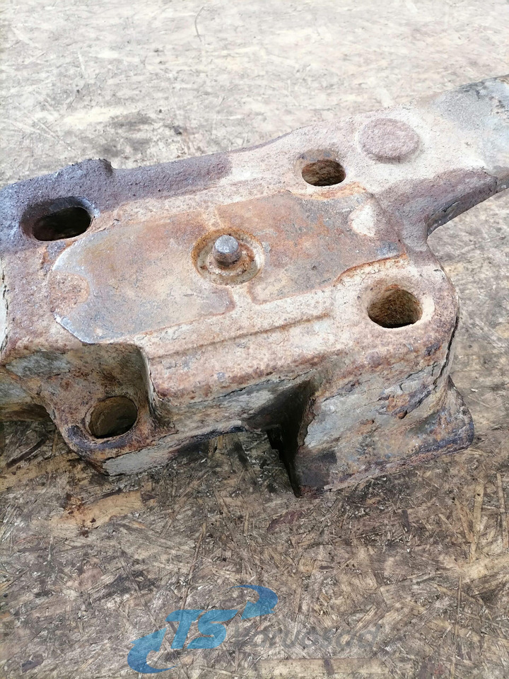 Volvo Volvo drive axle / axle mounting / airbag carrier 20428753 - Ос и части за Камион: снимка 5 Volvo Volvo drive axle / axle mounting / airbag carrier 20428753 - Ос и части за Камион: снимка 5