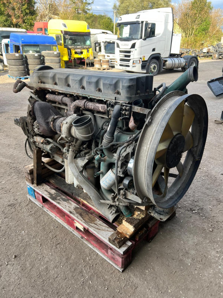 Volvo Volvo mootor D9A300 1638746 - Двигател за Камион: снимка 2 Volvo Volvo mootor D9A300 1638746 - Двигател за Камион: снимка 2