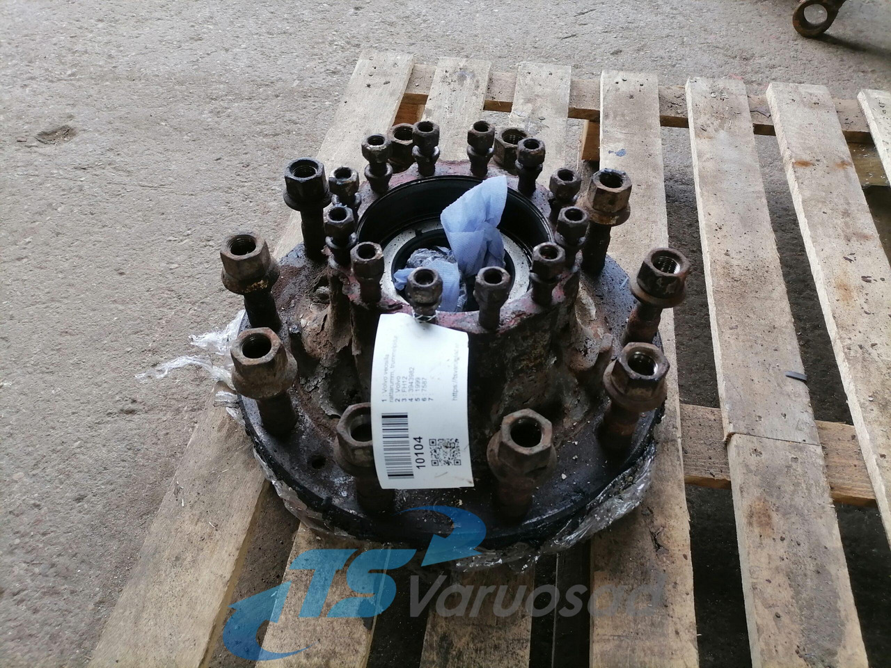 Volvo Wheel hub 3943982 - Ступица за Камион: снимка 1 Volvo Wheel hub 3943982 - Ступица за Камион: снимка 1