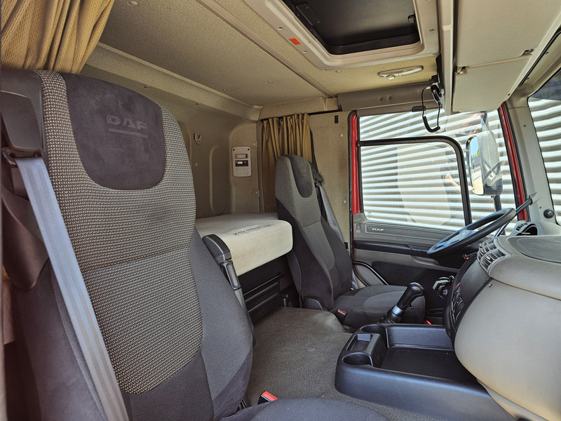 Самосвал камион DAF GINAF / CF85.410 / MANUAL GEARBOX / 10x4 TIPPER: снимка 16