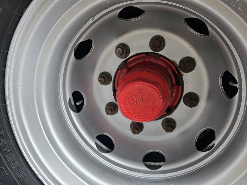 Затворена каросерия полуремарке KEL-BERG STEERING AXLE / LIFT AXLE / TAIL LIFT: снимка 15