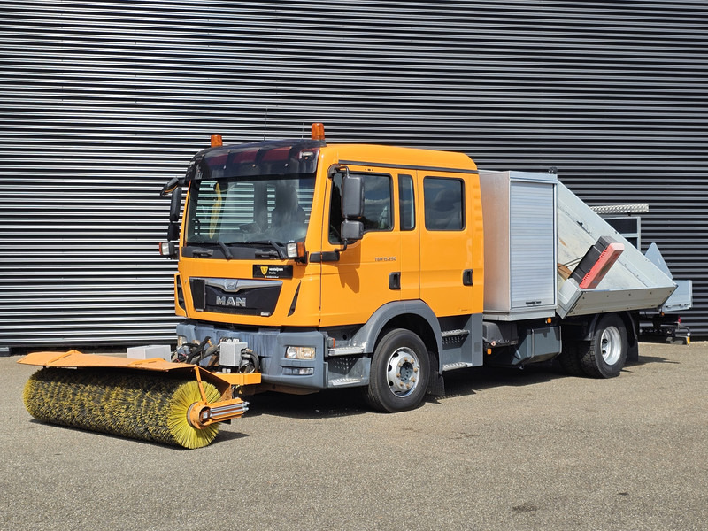 MAN TGM 15.240 BL / TIPPER / DOKA / VEEG / SWEEPER - Самосвал камион: снимка 1 MAN TGM 15.240 BL / TIPPER / DOKA / VEEG / SWEEPER - Самосвал камион: снимка 1