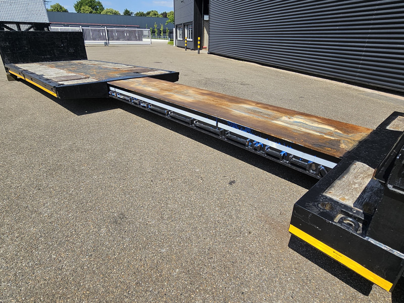 MEUSBURGER MPG 3 / LOW BED / EXTENDABLE / 3 x STEERING AXLE - Нискорамна площадка полуремарке: снимка 2 MEUSBURGER MPG 3 / LOW BED / EXTENDABLE / 3 x STEERING AXLE - Нискорамна площадка полуремарке: снимка 2
