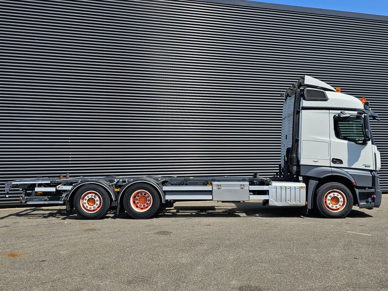 Контейнеровоз/ Сменна каросерия камион Mercedes-Benz ACTROS 2640 6x2-4 / NL TRUCK: снимка 6