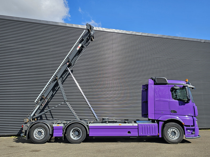 Mercedes-Benz AROCS 3345 / 6x2 / CONTAINER SYSTEM / CABLE - Камион с кабелна система: снимка 4 Mercedes-Benz AROCS 3345 / 6x2 / CONTAINER SYSTEM / CABLE - Камион с кабелна система: снимка 4