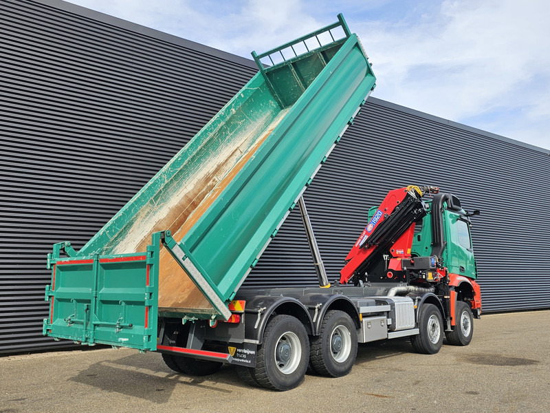 Mercedes-Benz AROCS 4145 / 8X6 / TIPPER + HMF CRANE - Самосвал камион, Камион с кран: снимка 4 Mercedes-Benz AROCS 4145 / 8X6 / TIPPER + HMF CRANE - Самосвал камион, Камион с кран: снимка 4
