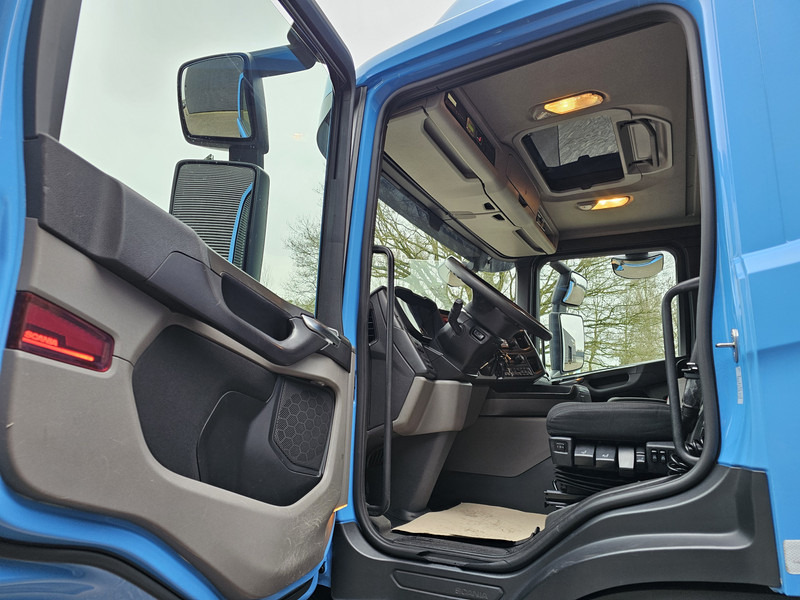 Рефрижератор камион Scania P250 / LBW /4X2 / FRIGOBLOCK: снимка 13 Рефрижератор камион Scania P250 / LBW /4X2 / FRIGOBLOCK: снимка 13