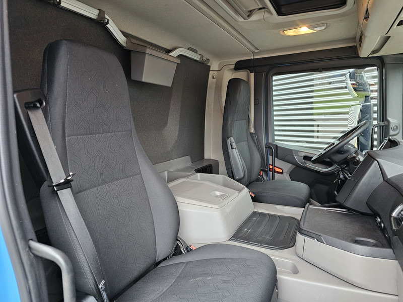 Рефрижератор камион Scania P250 / LBW /4X2 / FRIGOBLOCK: снимка 9 Рефрижератор камион Scania P250 / LBW /4X2 / FRIGOBLOCK: снимка 9