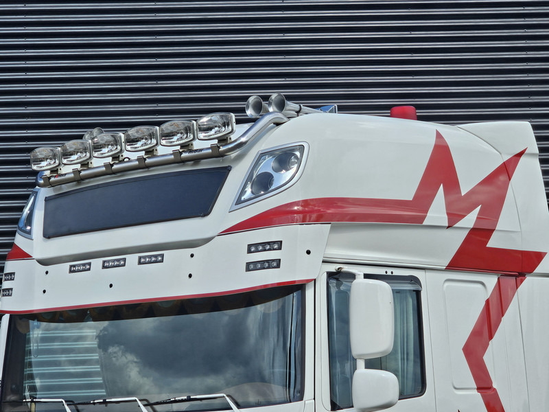 DAF XF480 / 6x2/4 / LIFT STEERING AXLE - Влекач: снимка 4 DAF XF480 / 6x2/4 / LIFT STEERING AXLE - Влекач: снимка 4