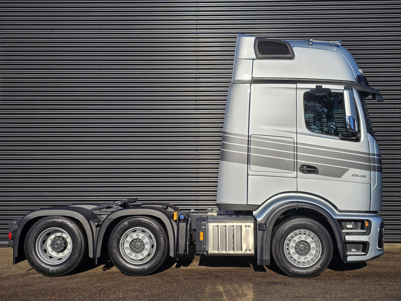 Mercedes-Benz ACTROS 2548 6X2/4 / PTO / GIGASPACE - Влекач: снимка 4 Mercedes-Benz ACTROS 2548 6X2/4 / PTO / GIGASPACE - Влекач: снимка 4