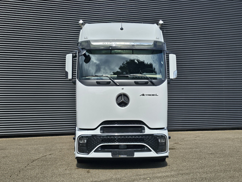 Mercedes-Benz ACTROS 2548 / GIGASPACE / 6X2/4 / !! NEW !! / PTO-PREP - Влекач: снимка 4 Mercedes-Benz ACTROS 2548 / GIGASPACE / 6X2/4 / !! NEW !! / PTO-PREP - Влекач: снимка 4