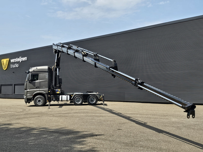 Mercedes-Benz Arocs 2658 6x4 / HMF 40 t/m - 21.3 mtr / WINCH - Влекач: снимка 4 Mercedes-Benz Arocs 2658 6x4 / HMF 40 t/m - 21.3 mtr / WINCH - Влекач: снимка 4