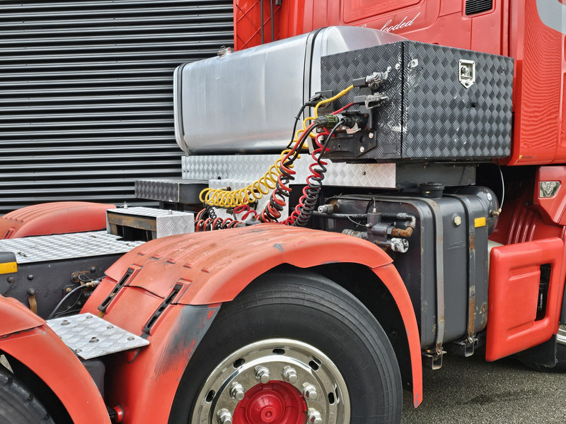 Влекач Scania R 164.580 8x4-4 / 150T / MANUAL / RETARDER / BIG AXLE: снимка 9