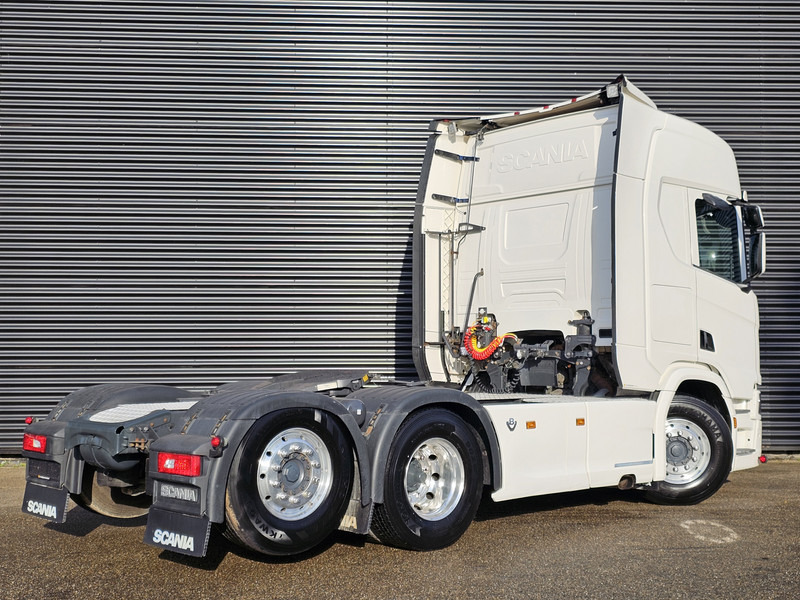Scania R580 V8 6X2 / FULL AIR / RETARDER - Влекач: снимка 3 Scania R580 V8 6X2 / FULL AIR / RETARDER - Влекач: снимка 3