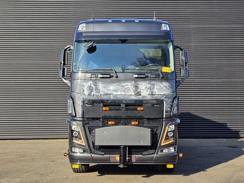 Камион с кран Volvo FH540 8x2-6 / FASSI F1650 / JIB + WINCH / CRANE: снимка 18