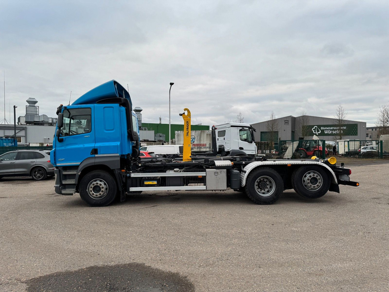 DAF CF 480 6X2 Abroller Funk 8 Stück neue Pirelli DAF CF 480 6X2 Abroller Funk 8 Stück neue Pirelli - Мултилифт с кука камион: снимка 5 DAF CF 480 6X2 Abroller Funk 8 Stück neue Pirelli DAF CF 480 6X2 Abroller Funk 8 Stück neue Pirelli - Мултилифт с кука камион: снимка 5