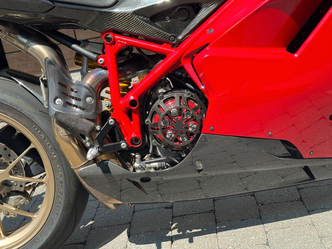 Ducati 1198 SP NEUWERTIG große Wartung neu - Мотоциклет: снимка 5 Ducati 1198 SP NEUWERTIG große Wartung neu - Мотоциклет: снимка 5