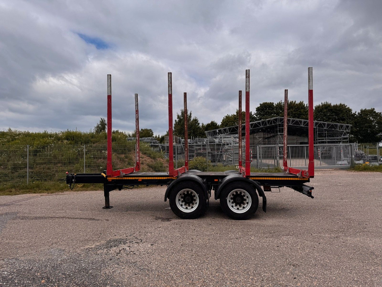 Goldhofer Glogger 2 Achser 14,5 m 18 to. Holztransporter - Ремарке за дърва: снимка 1 Goldhofer Glogger 2 Achser 14,5 m 18 to. Holztransporter - Ремарке за дърва: снимка 1
