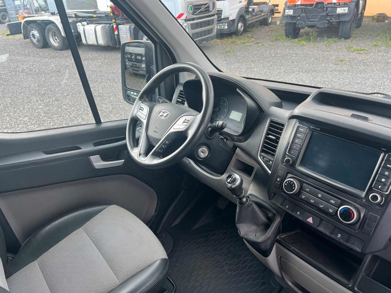 Hyundai H350 Kasten Kasten L3H2 Profi Kurz / Hoch - Товарен бус: снимка 5 Hyundai H350 Kasten Kasten L3H2 Profi Kurz / Hoch - Товарен бус: снимка 5