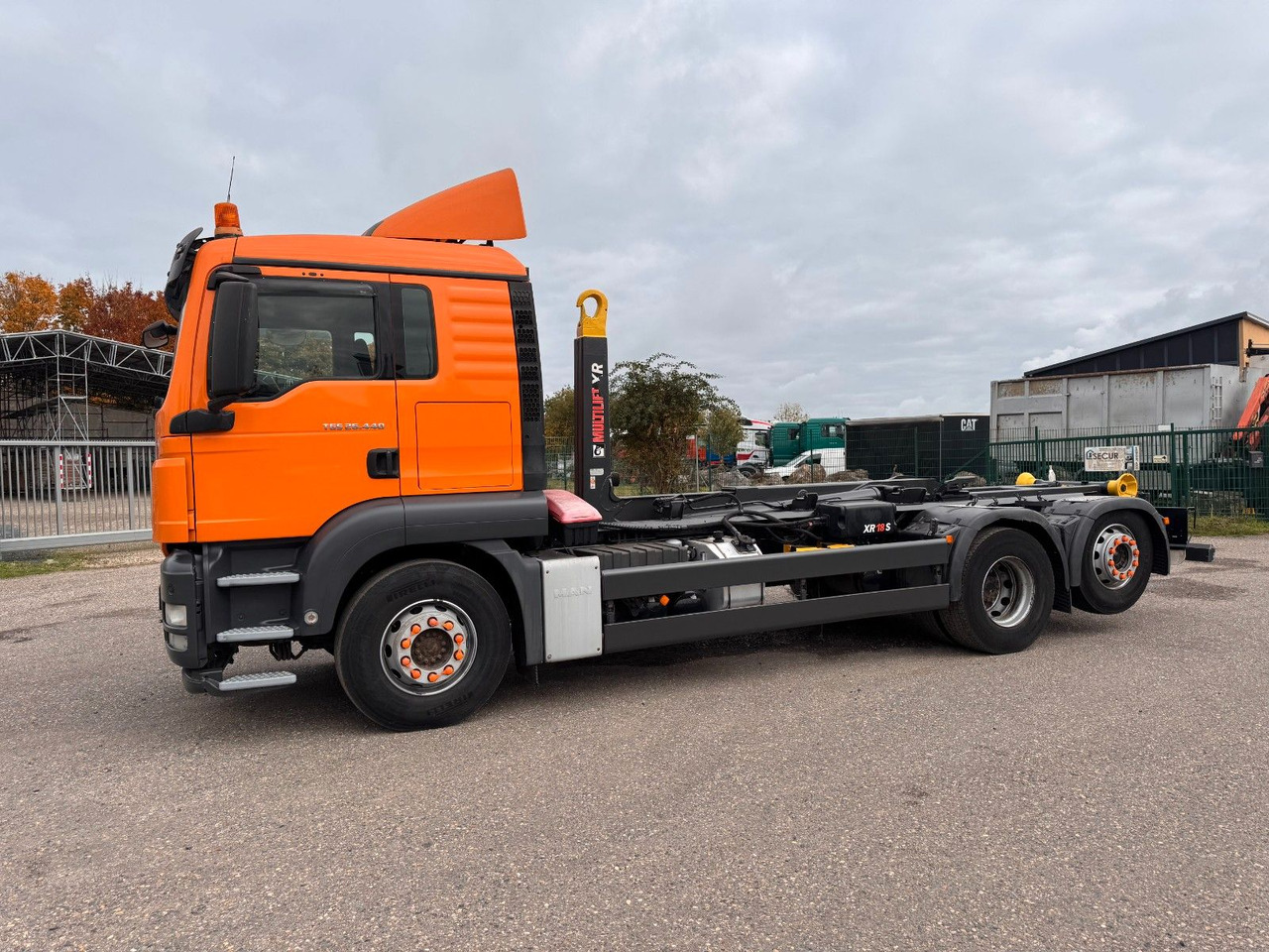 MAN 26.40 6X2 Multilift Abroller - Мултилифт с кука камион: снимка 1 MAN 26.40 6X2 Multilift Abroller - Мултилифт с кука камион: снимка 1