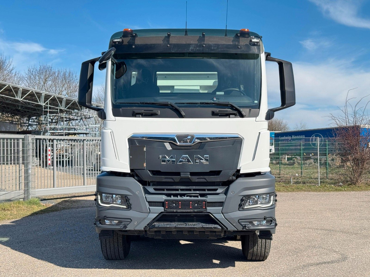 MAN 35.510 TGS Meiller P430 Thermomulde Top Zustand! - Самосвал камион: снимка 4 MAN 35.510 TGS Meiller P430 Thermomulde Top Zustand! - Самосвал камион: снимка 4