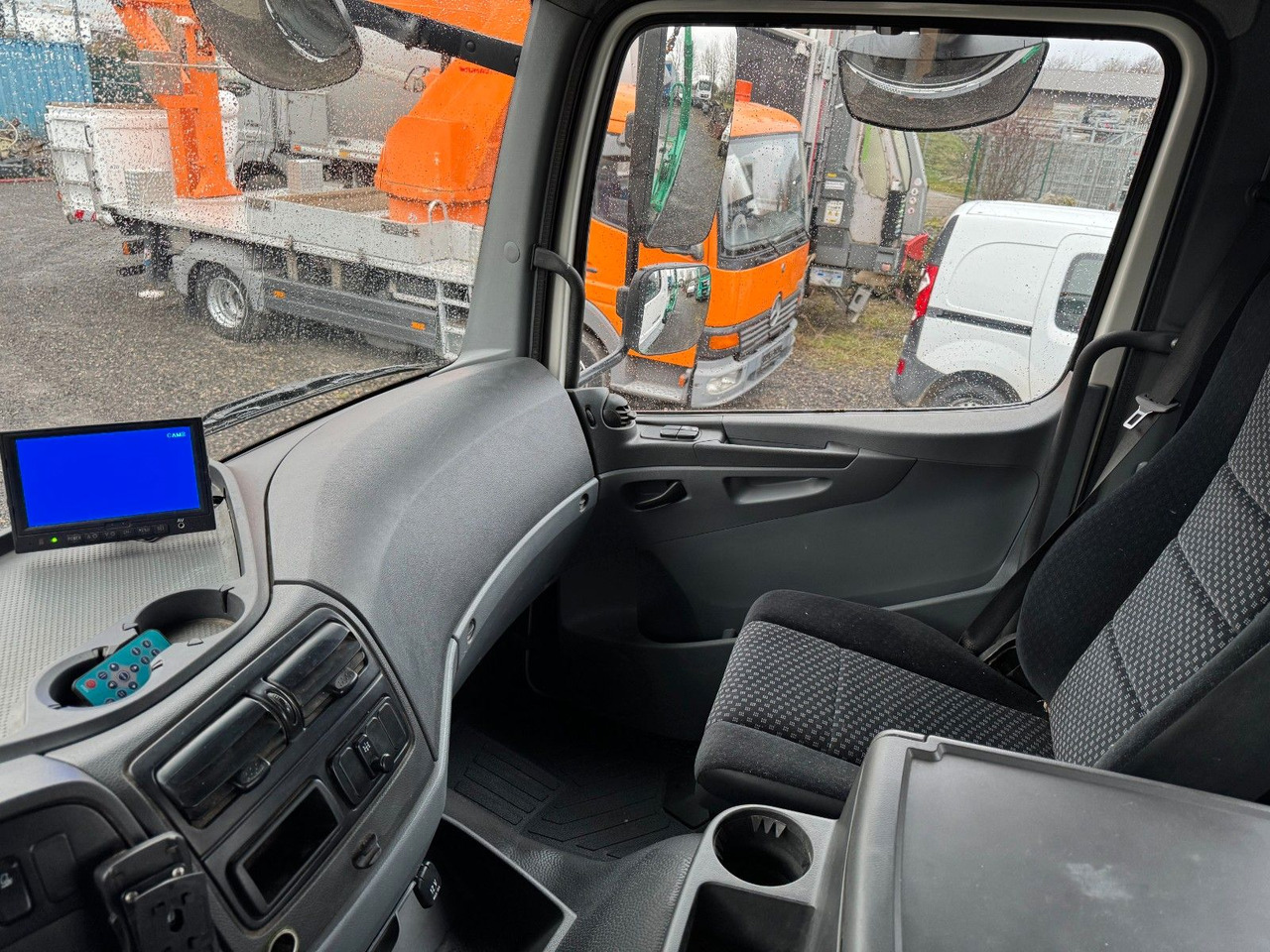 Mercedes-Benz 1833 4X2 Meiller AK 12 Absetzkipper Mercedes-Benz 1833 4X2 Meiller AK 12 Absetzkipper - Мултилифт за контейнери камион: снимка 5 Mercedes-Benz 1833 4X2 Meiller AK 12 Absetzkipper Mercedes-Benz 1833 4X2 Meiller AK 12 Absetzkipper - Мултилифт за контейнери камион: снимка 5