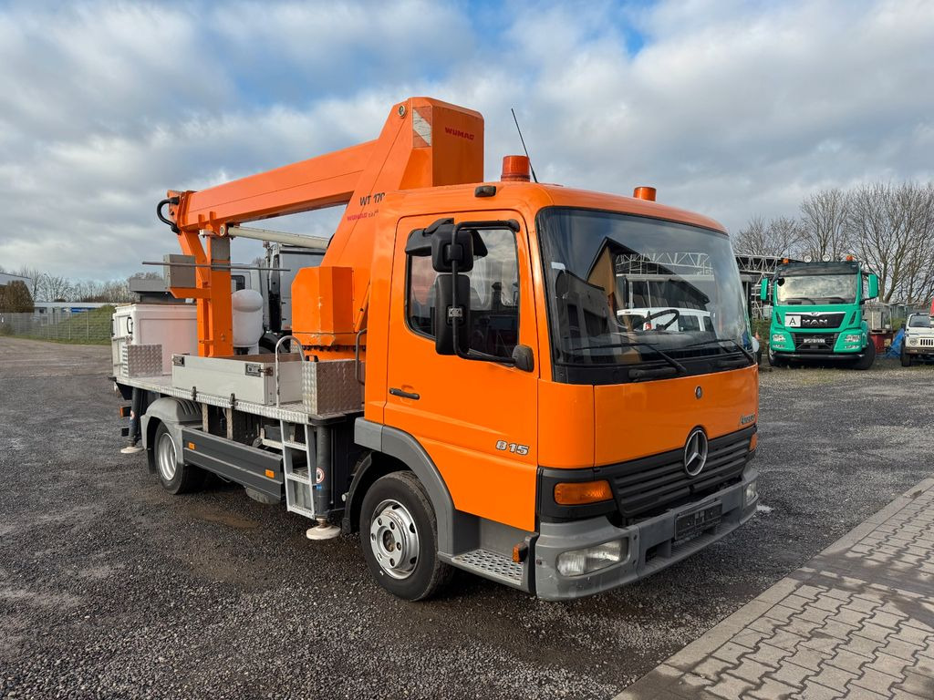 Автовишка, Лекотоварен автомобил Mercedes-Benz 815 4x2 Hubarbeitsbühne Wumag  170 high 17 m: снимка 12