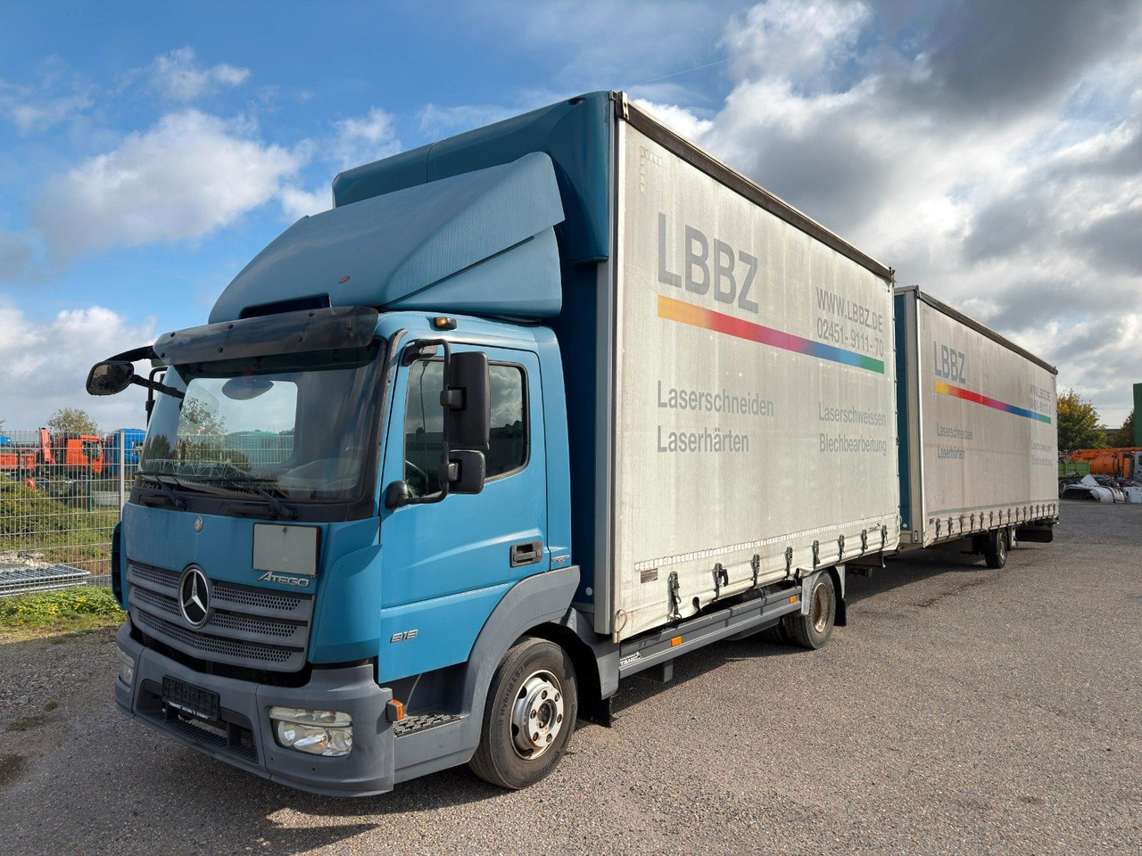 Mercedes-Benz 818 4X2 Pritsche & Plane & Tang Pritsche & Plane Mercedes-Benz 818 4X2 Pritsche & Plane & Tang Pritsche & Plane - Брезентов бус: снимка 1 Mercedes-Benz 818 4X2 Pritsche & Plane & Tang Pritsche & Plane Mercedes-Benz 818 4X2 Pritsche & Plane & Tang Pritsche & Plane - Брезентов бус: снимка 1