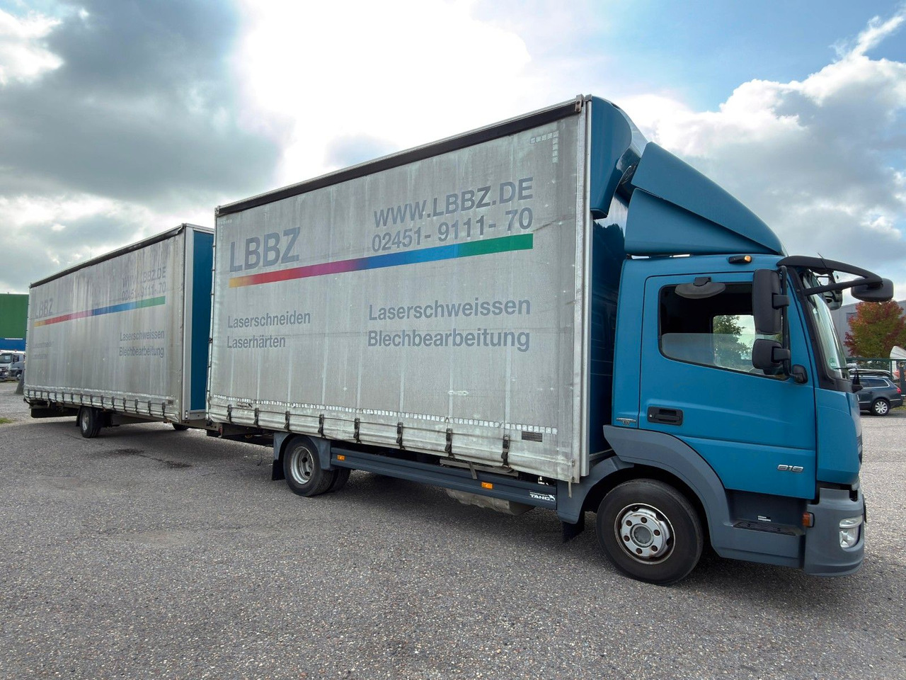 Mercedes-Benz 818 4X2 Pritsche & Plane & Tang Pritsche & Plane Mercedes-Benz 818 4X2 Pritsche & Plane & Tang Pritsche & Plane - Брезентов бус: снимка 5 Mercedes-Benz 818 4X2 Pritsche & Plane & Tang Pritsche & Plane Mercedes-Benz 818 4X2 Pritsche & Plane & Tang Pritsche & Plane - Брезентов бус: снимка 5