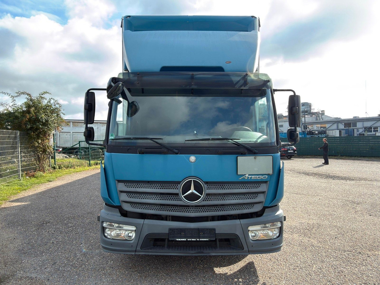 Mercedes-Benz 818 4X2 Pritsche & Plane & Tang Pritsche & Plane Mercedes-Benz 818 4X2 Pritsche & Plane & Tang Pritsche & Plane - Брезентов бус: снимка 4 Mercedes-Benz 818 4X2 Pritsche & Plane & Tang Pritsche & Plane Mercedes-Benz 818 4X2 Pritsche & Plane & Tang Pritsche & Plane - Брезентов бус: снимка 4