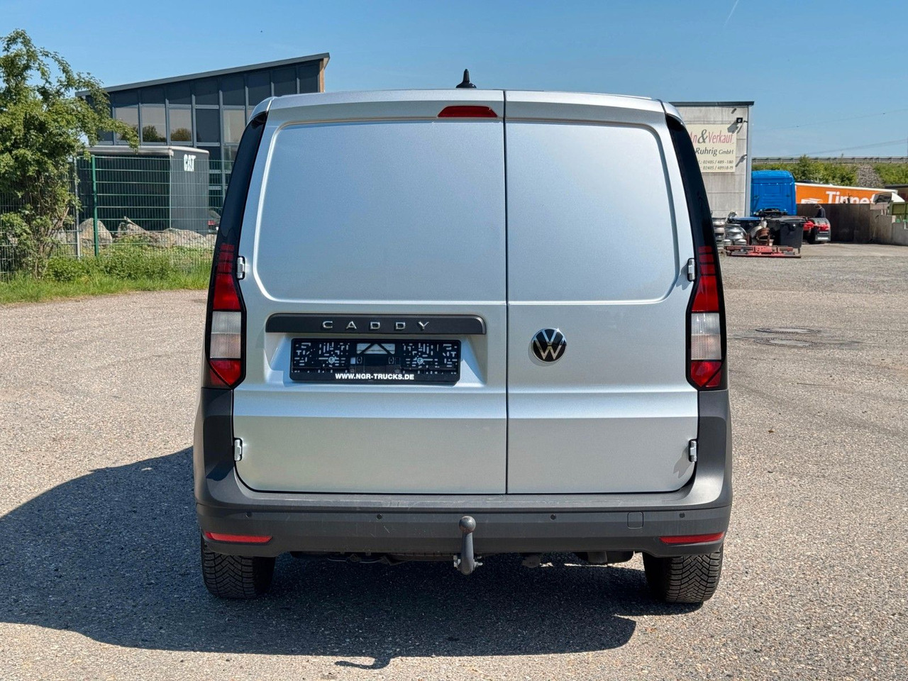 Volkswagen Caddy 4x2 | Klima | AHK | PDC | Spurhalteass. - Пътнически бус: снимка 4 Volkswagen Caddy 4x2 | Klima | AHK | PDC | Spurhalteass. - Пътнически бус: снимка 4