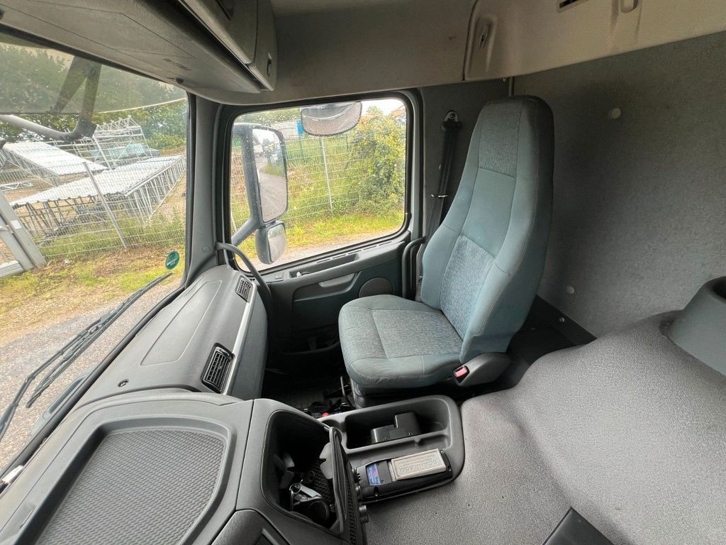 Volvo FM 420 6X2 Abroller mit Kran & Funk im Top Zust. - Камион с кран, Мултилифт с кука камион: снимка 5 Volvo FM 420 6X2 Abroller mit Kran & Funk im Top Zust. - Камион с кран, Мултилифт с кука камион: снимка 5