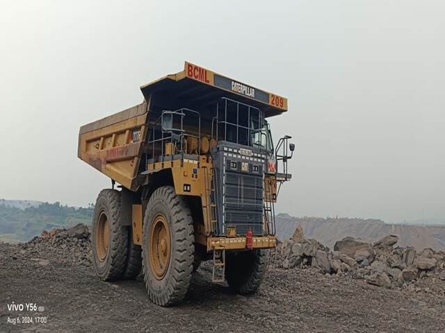CAT 777E - Кариерен самосвал: снимка 4 CAT 777E - Кариерен самосвал: снимка 4