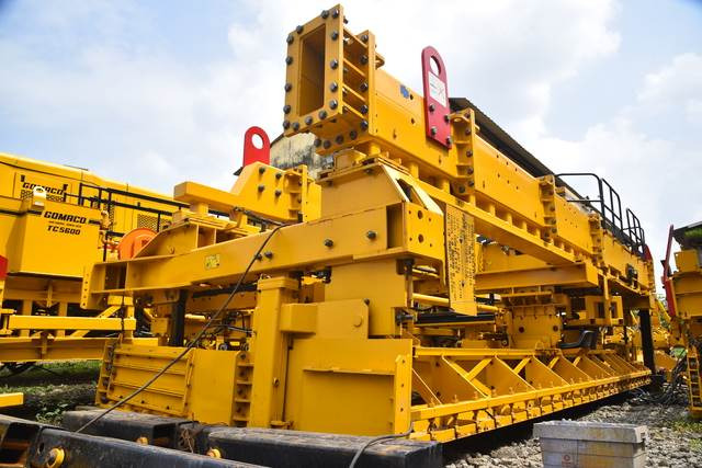 Асфалтополагач Gomaco GP-4000: снимка 6