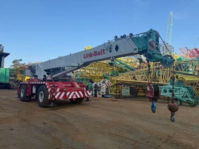 Link-Belt RTC8050-2 - Кран за пресечени терени: снимка 4 Link-Belt RTC8050-2 - Кран за пресечени терени: снимка 4