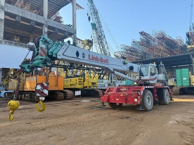 Link-Belt RTC8050-2 - Кран за пресечени терени: снимка 1 Link-Belt RTC8050-2 - Кран за пресечени терени: снимка 1